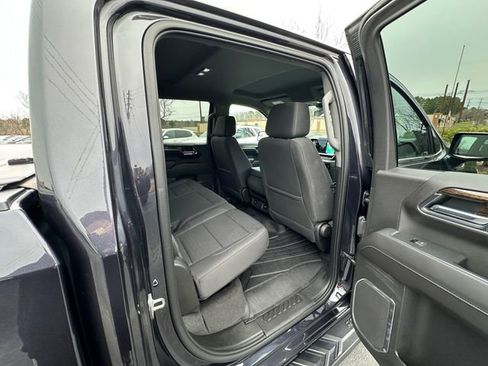 Used 2022 GMC Sierra 1500 Elevation image 17