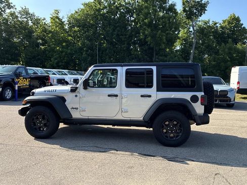 Used 2023 Jeep Wrangler Unlimited AWD/4WD image 4