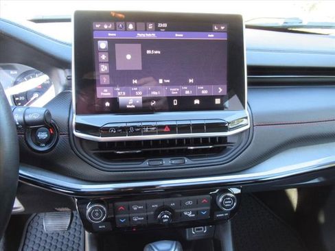 Used 2022 Jeep Compass Trailhawk w/ Trailhawk Convenience Group image 20