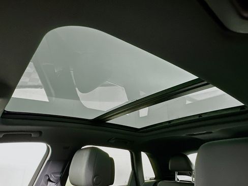 Used 2024 Audi Q3 2.0T Premium w/ Convenience Package image 24