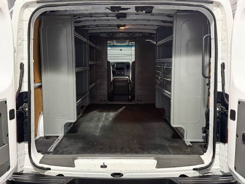 Used 2020 Nissan NV 2500 SV image 11