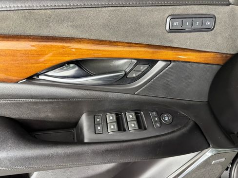 Used 2018 Cadillac Escalade Luxury w/ LPO, Radiant Package image 43