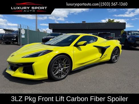 Used 2023 Chevrolet Corvette Z06 RWD image 1