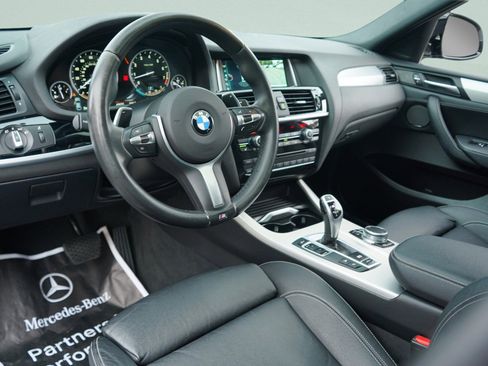 Used 2018 BMW X4 M40i image 59