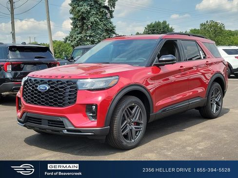New 2026 Ford Explorer ST-Line w/ ST-Line Street Pack AWD/4WD image 3