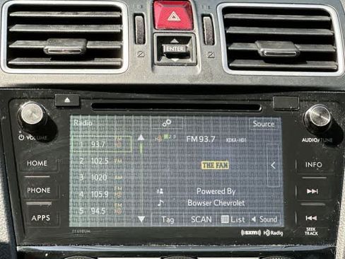Used 2017 Subaru Forester 2.5i Touring AWD/4WD image 11