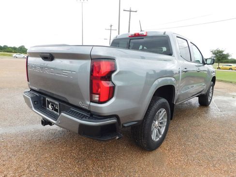 New 2025 Chevrolet Colorado LT w/ LT Convenience Package image 2
