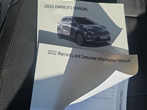 Used 2022 Kia Sportage LX AWD/4WD image 37