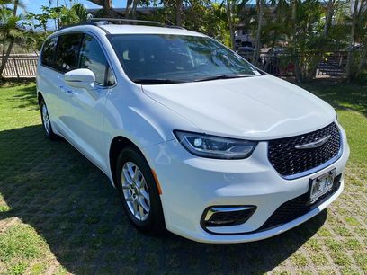 Used 2022 Chrysler Pacifica Touring-L