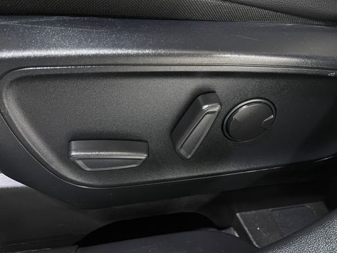 Used 2021 Ford Escape SEL image 16