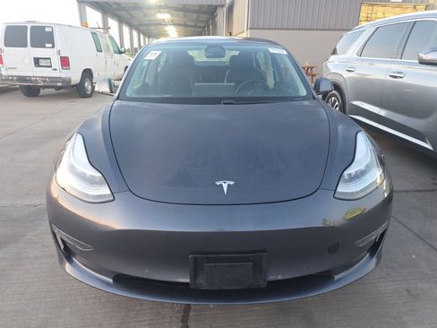 Used 2021 Tesla Model 3 Standard Range Plus image 2