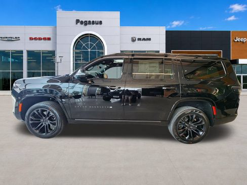 New 2026 Jeep Grand Wagoneer Summit AWD/4WD image 3