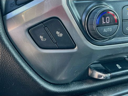 Used 2017 Chevrolet Silverado 2500 LT AWD/4WD image 21