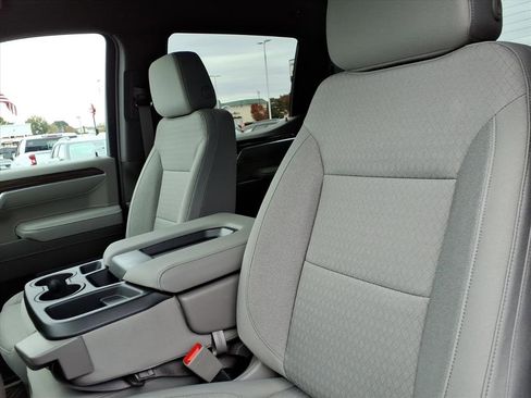 New 2026 Chevrolet Silverado 1500 LT w/ Z71 Off-Road Package image 9