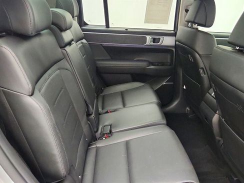Used 2024 Hyundai Santa Fe Limited AWD/4WD image 25
