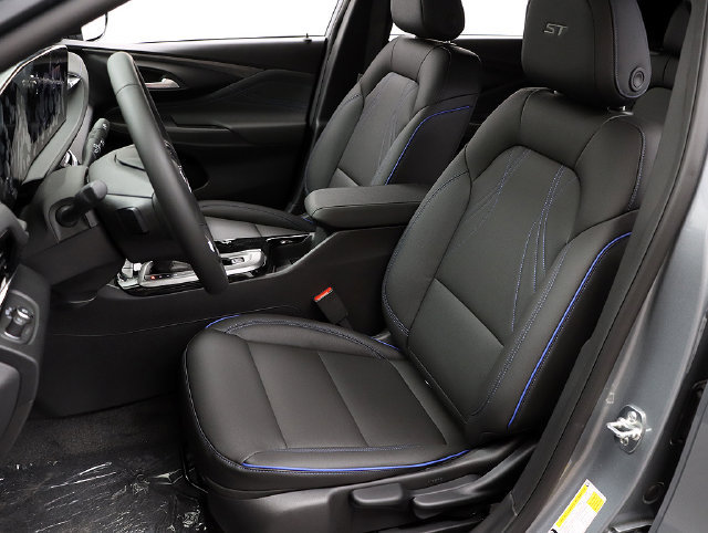New 2026 Buick Envista Sport Touring w/ Convenience II Package FWD image 11