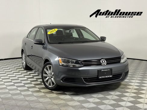 Used 2014 Volkswagen Jetta SE FWD image 1