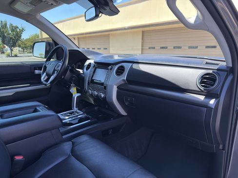 Used 2019 Toyota Tundra SR5 w/ TRD Off Road Package AWD/4WD image 21