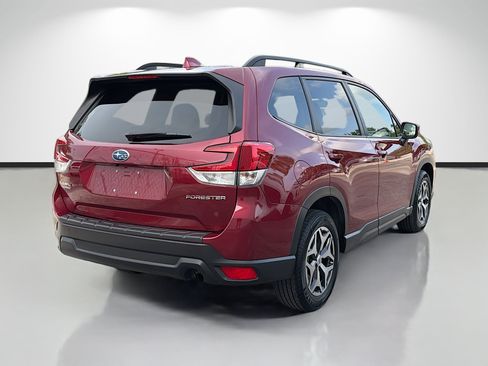 Used 2020 Subaru Forester Premium w/ Popular Package #1 AWD/4WD image 3