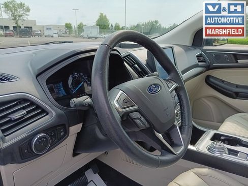 Used 2023 Ford Edge Titanium w/ Equipment Group 301A AWD/4WD image 17