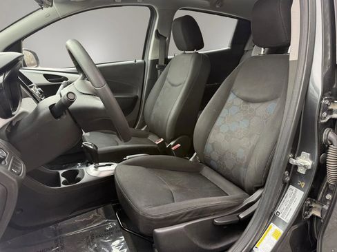 Used 2017 Chevrolet Spark LT image 15