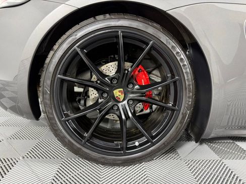 Used 2017 Porsche 718 Boxster S RWD image 17