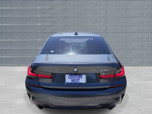 Used 2021 BMW 330e w/ M Sport Package RWD image 3