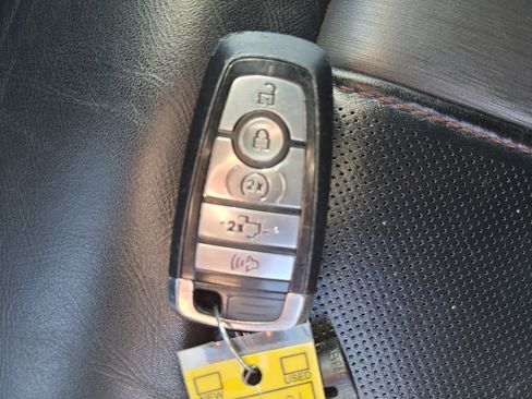 Used 2020 Ford F150 Platinum image 33