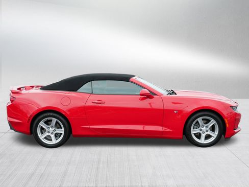 Used 2022 Chevrolet Camaro LT image 8