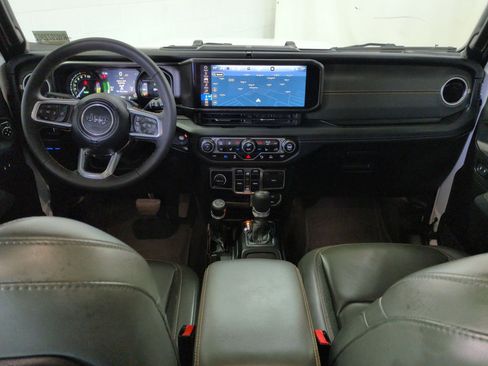Used 2024 Jeep Wrangler High Altitude image 19
