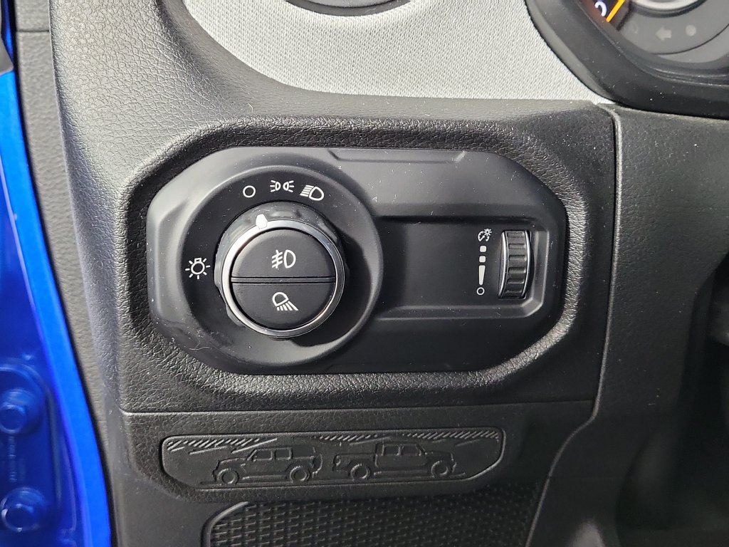 Used 2024 Jeep Gladiator Sport AWD/4WD image 13
