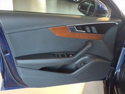 Used 2022 Audi A4 2.0T Premium w/ Convenience Package image 10