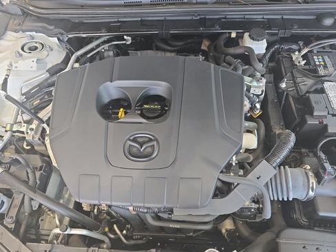 Used 2023 MAZDA MAZDA3 s FWD image 21
