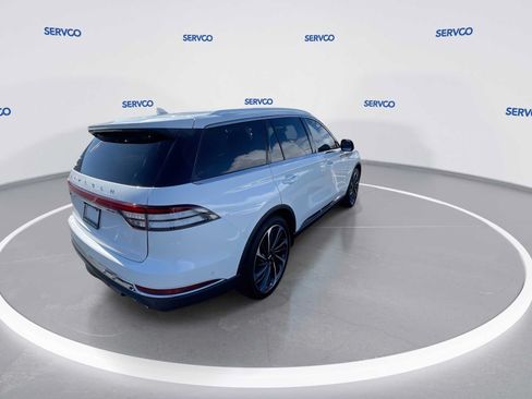 Used 2023 Lincoln Aviator Reserve w/ Equipment Group 201A RWD image 8