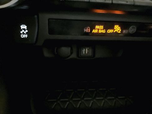 Used 2024 Toyota RAV4 LE image 26