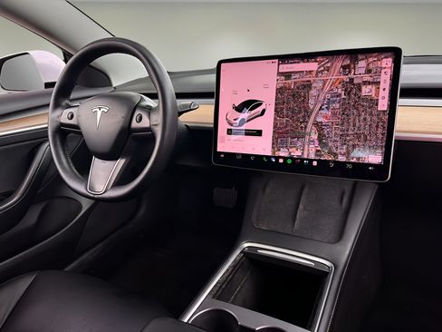 Used 2022 Tesla Model 3 Long Range AWD/4WD image 7