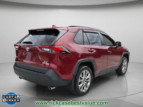 Used 2023 Toyota RAV4 XLE Premium FWD image 7