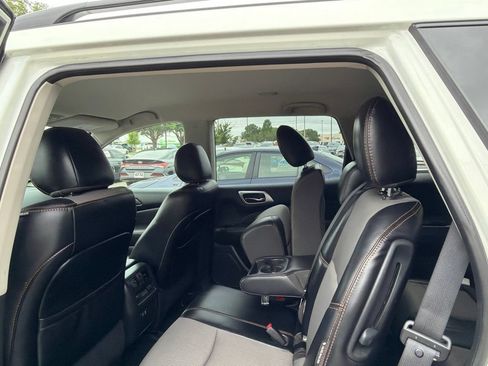 Used 2020 Nissan Pathfinder SV w/ Rock Creek Edition AWD/4WD image 19