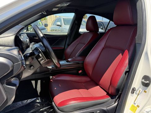 Used 2022 Lexus IS 300 w/ Premium Package RWD image 8