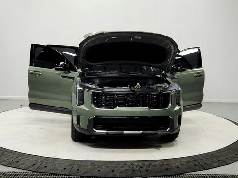 Used 2025 Kia Sorento SX image 10