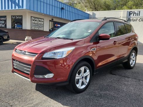 Used 2015 Ford Escape SE w/ Equipment Group 201A image 5