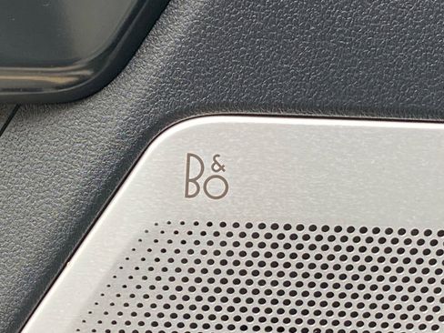 Used 2025 Ford F250 Platinum image 25