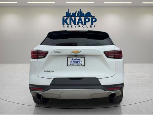 Used 2025 Chevrolet Blazer LT image 4