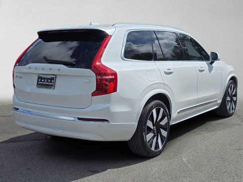 Certified 2023 Volvo XC90 T8 Ultimate AWD/4WD image 4