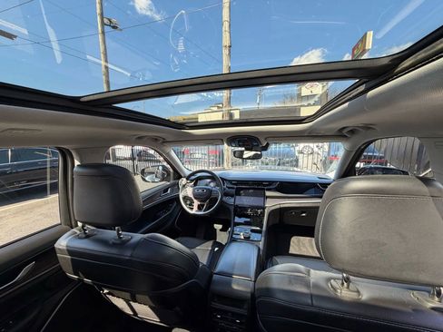 Used 2022 Jeep Grand Cherokee Limited 4xe image 46