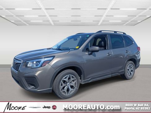 Used 2020 Subaru Forester Premium image 1