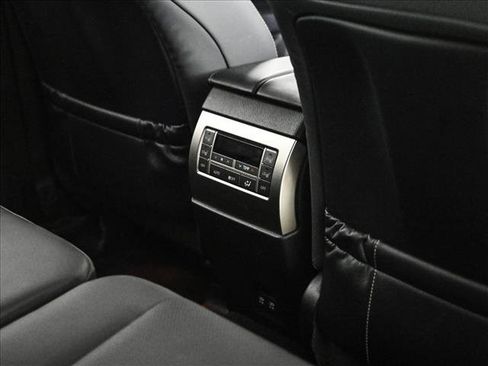 Used 2020 Lexus GX 460 Premium w/ Premium Package AWD/4WD image 18