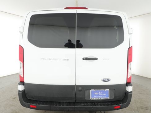 Used 2023 Ford Transit 350 XLT image 4