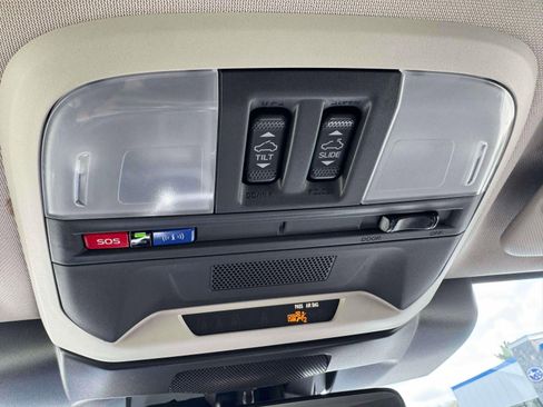 Certified 2024 Subaru Crosstrek 2.0i Premium AWD/4WD image 25