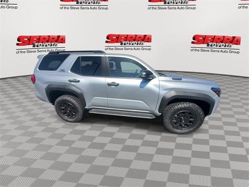 Used 2025 Toyota 4Runner TRD Off-Road image 10